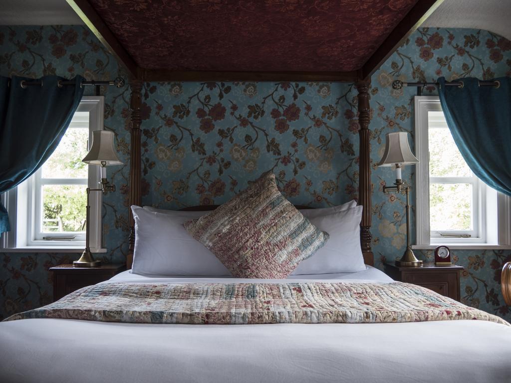 Ash Farm Country House Little Bollington Экстерьер фото